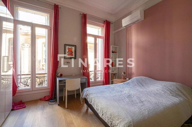 Appartement - 245 m² - 7 pièces