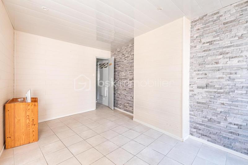 Studio - 27 m² - 1 pièce