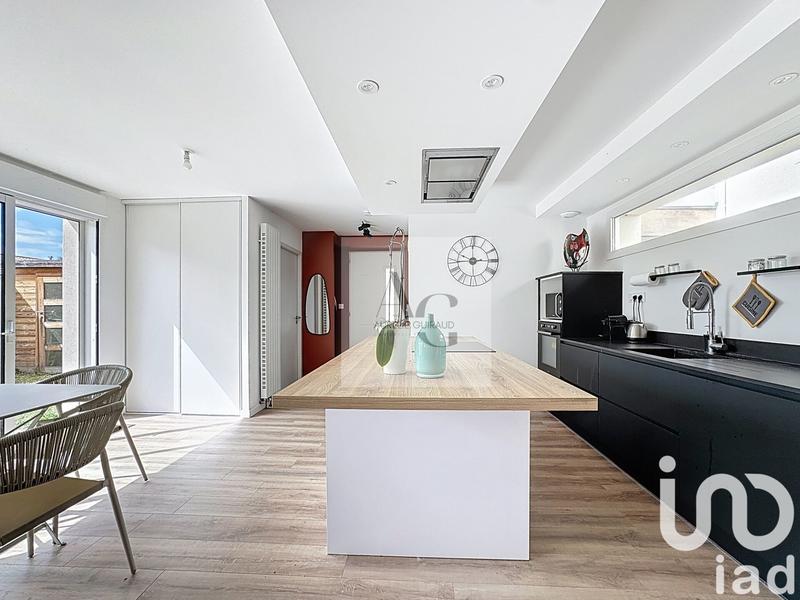 Maison - 94 m² - 4 pièces