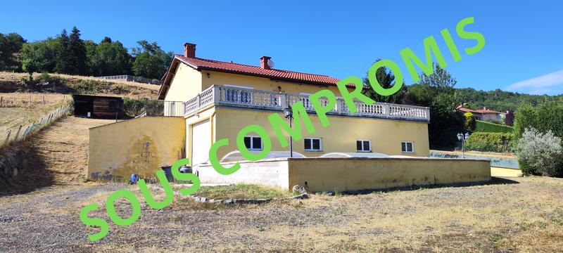 Maison - 90 m² - 5 pièces