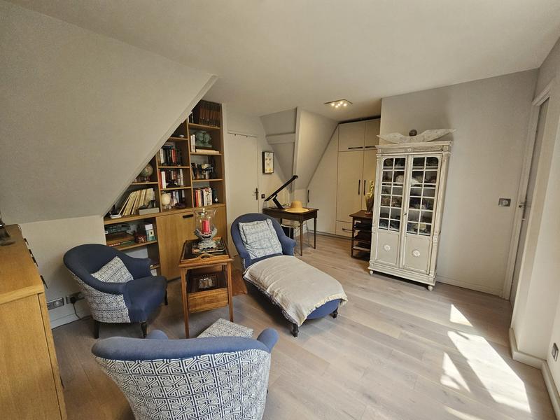 Appartement - 82 m² - 4 pièces