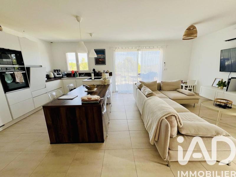 Maison - 92 m² - 4 pièces