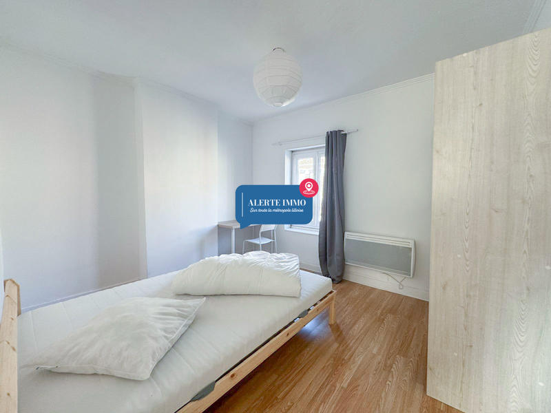 Maison - 80 m² - 5 pièces