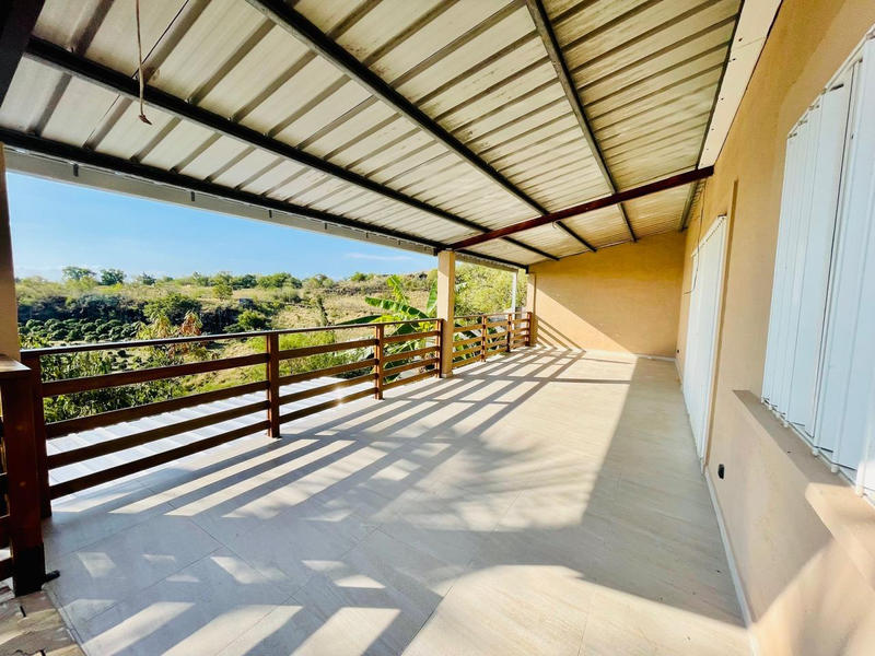 Maison - 143 m² - 5 pièces