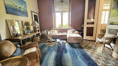 Maison bourgeoise - 196 m² - 8 pièces