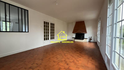 Maison - 136 m² - 5 pièces