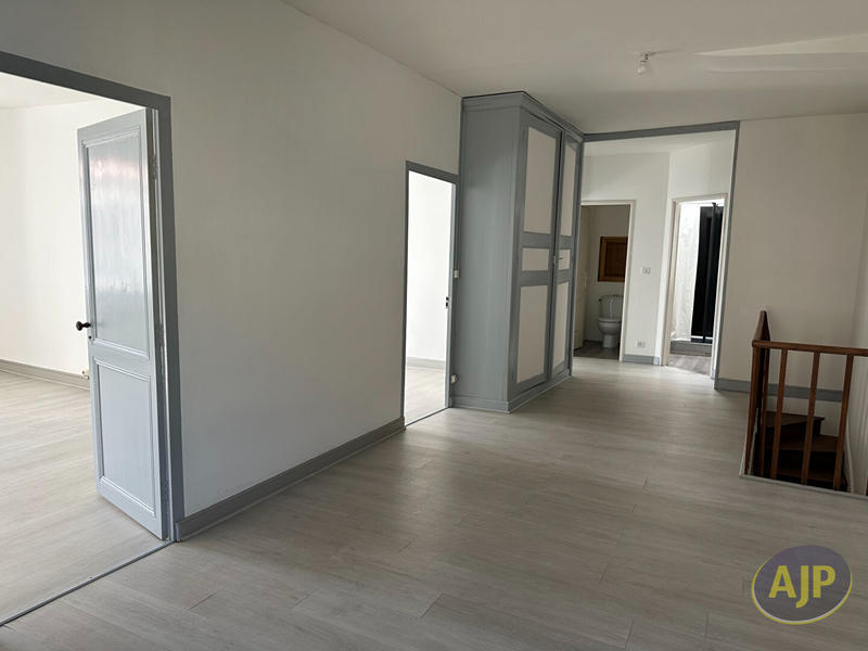Maison - 160 m² - 7 pièces