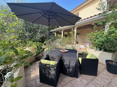 Maison - 384 m² - 15 pièces