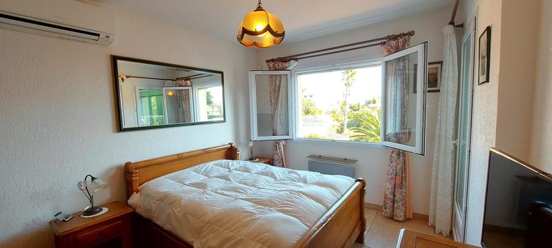 Villa - 139 m² - 6 pièces