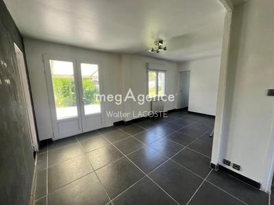 Maison traditionnelle - 103 m² - 4 pièces