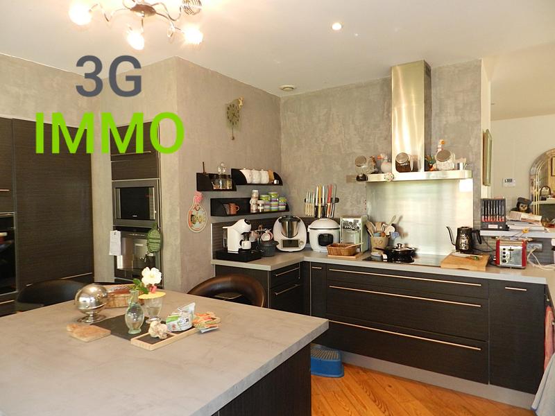 Maison - 180 m² - 5 pièces