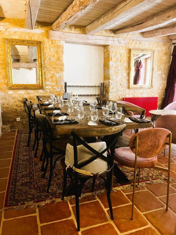 Bureau - 779 m² - 18 pièces