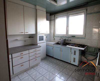 Appartement - 80 m² - 4 pièces