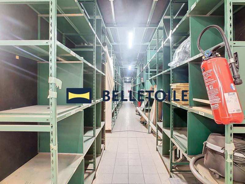 Local commercial - 2 657 m²