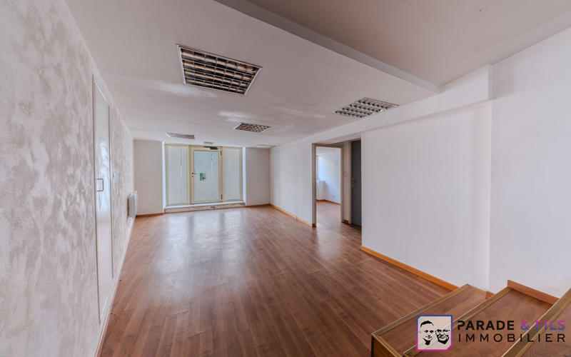 Local d'activités - 61 m² - 3 pièces