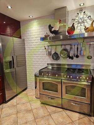 Maison - 140 m² - 4 pièces