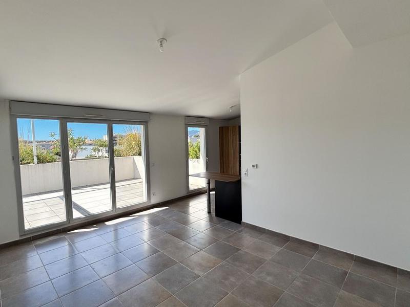 Penthouse - 77 m² - 4 pièces