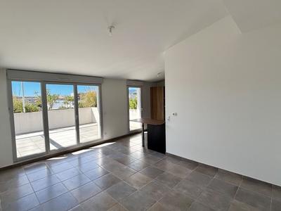 Penthouse - 77 m² - 4 pièces