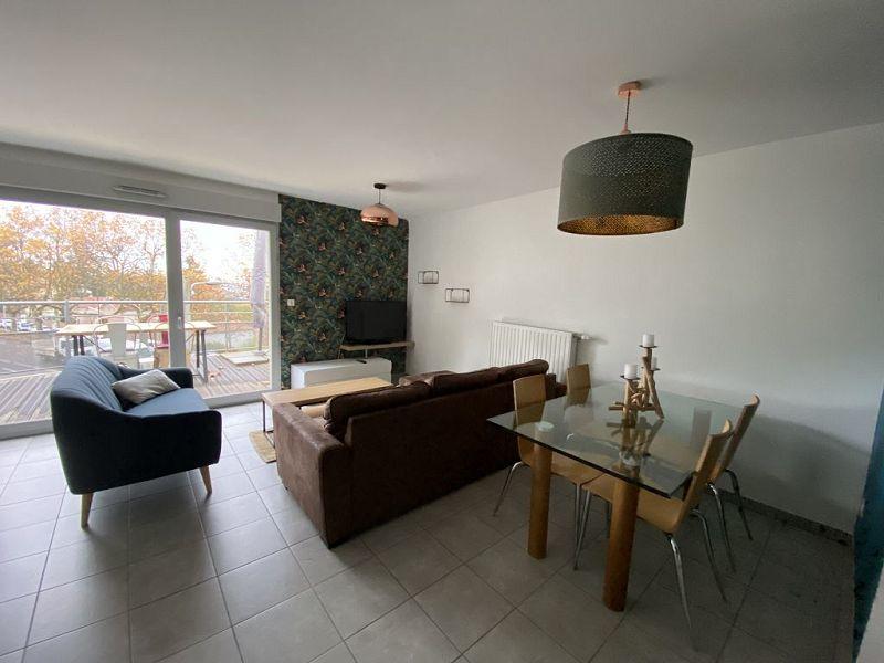 Appartement - 90 m² - 4 pièces