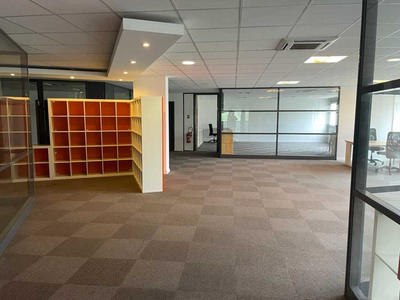 Bureau - 538 m²