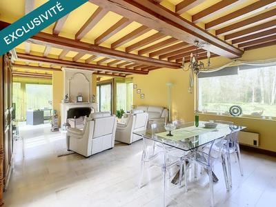 Maison - 225 m² - 9 pièces