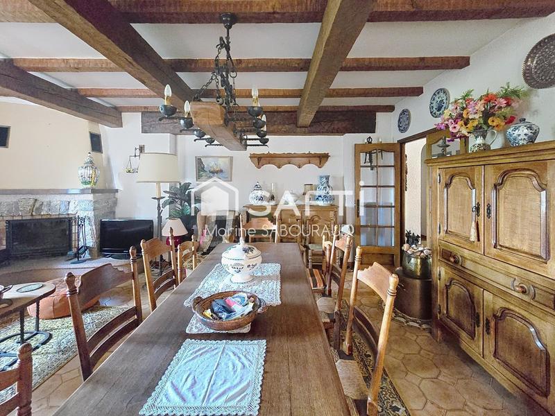 Maison - 158 m² - 5 pièces