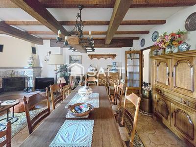 Maison - 158 m² - 5 pièces