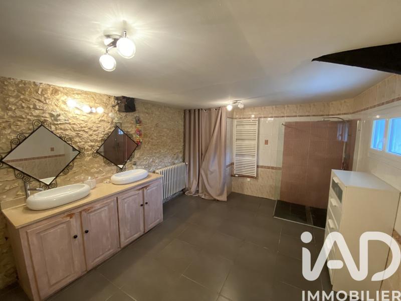 Maison - 200 m² - 8 pièces