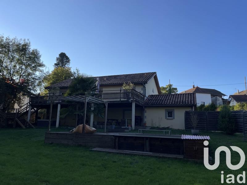 Maison - 200 m² - 7 pièces