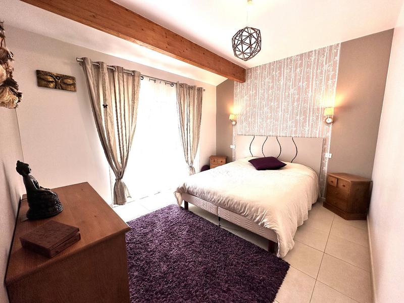 Maison - 319 m² - 15 pièces