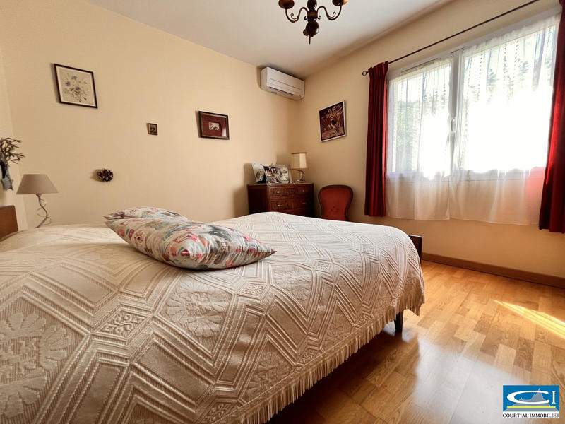 Villa - 163 m² - 6 pièces