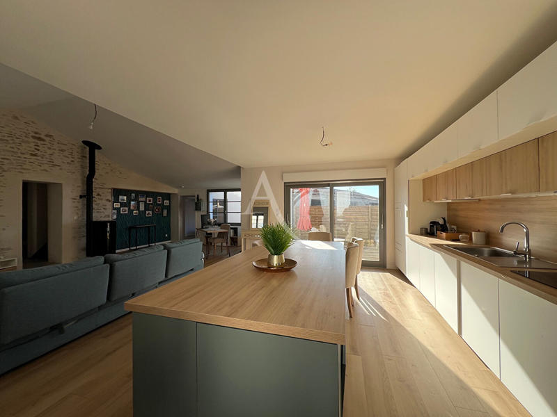 Maison - 110 m² - 3 pièces