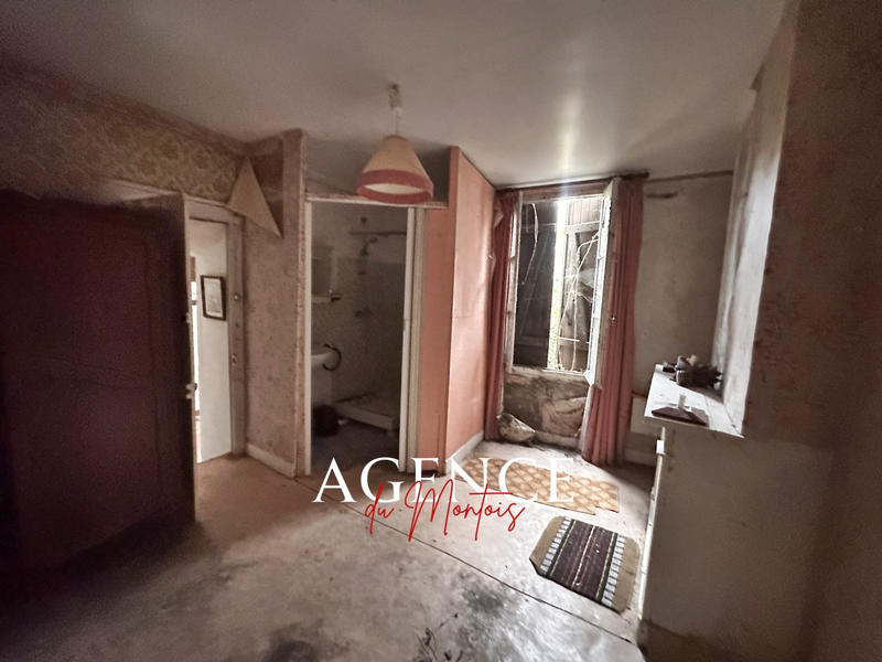 Maison - 169 m² - 10 pièces