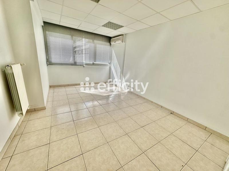Appartement - 103 m² - 5 pièces