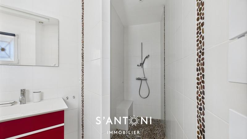 Maison - 144 m² - 4 pièces