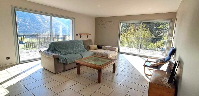 Maison - 179 m² - 7 pièces