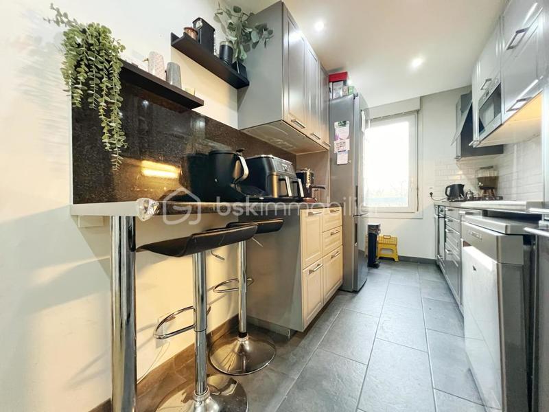 Appartement - 82 m² - 4 pièces