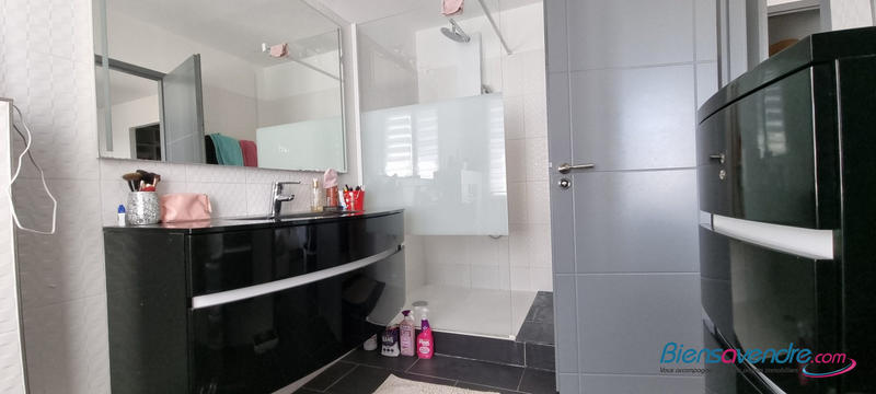 Maison contemporaine - 170 m² - 6 pièces