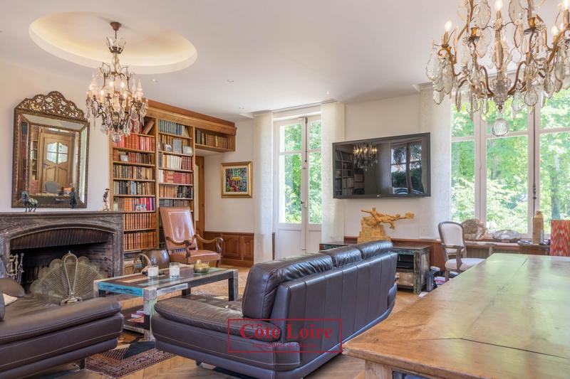 Maison ancienne - 287 m² - 8 pièces