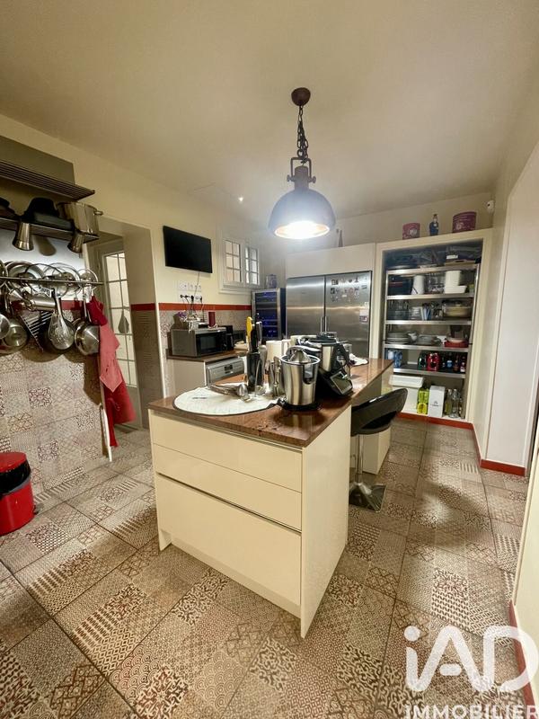 Maison - 195 m² - 5 pièces