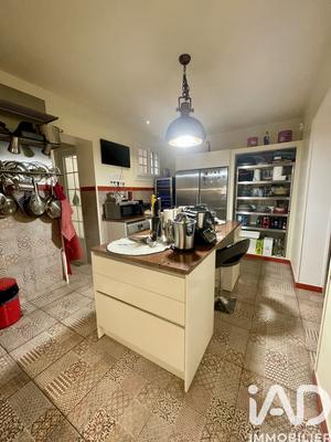 Maison - 195 m² - 5 pièces