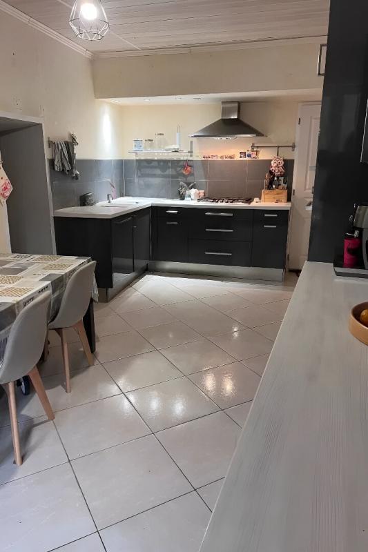 Maison - 128 m² - 3 pièces