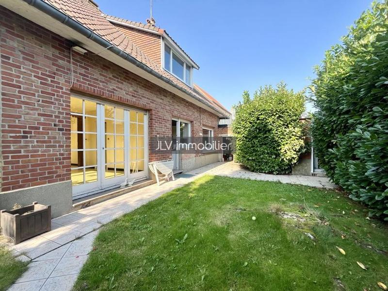 Maison - 145 m² - 7 pièces