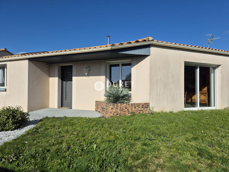 Maison - 99 m² - 5 pièces