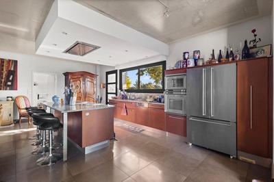 Maison - 187 m² - 5 pièces