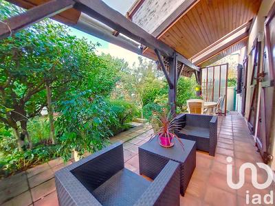 Maison - 122 m² - 5 pièces