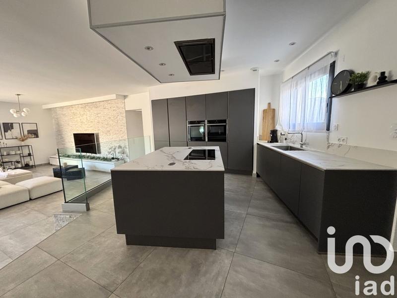 Maison - 158 m² - 5 pièces