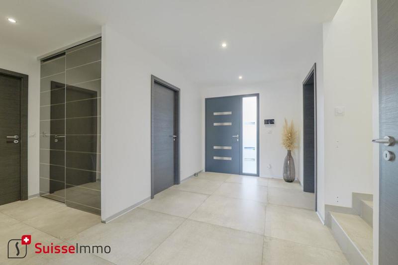 Villa - 302 m² - 7 pièces