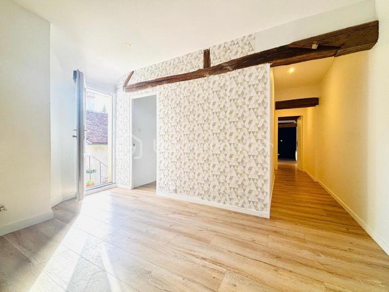 Maison ancienne - 220 m² - 8 pièces