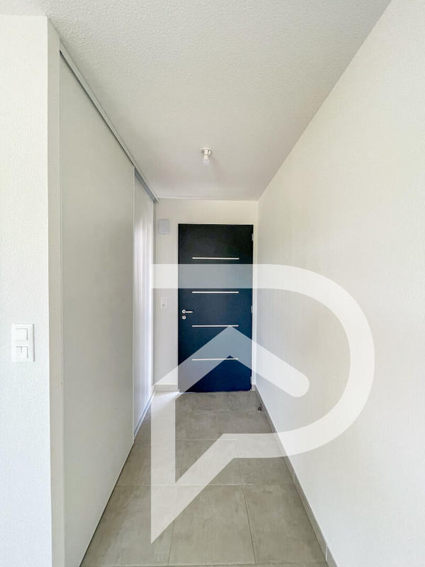 Maison - 99 m² - 4 pièces